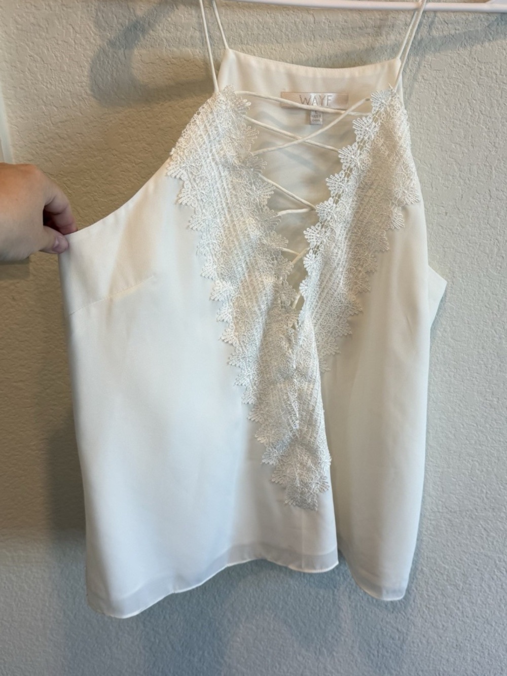 WAYF Womens Strappy Camisole Criss Cross White Sleeveless V Neck Size Large